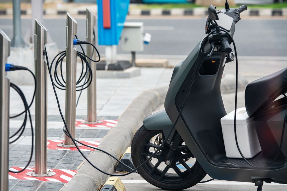 ¿Cuánto dura la batería de un patinete eléctrico?